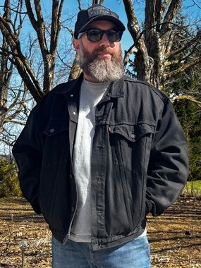 1990s Vintage Levi's Men's Black Denim Trucker Jacket